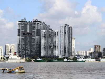 TP.HCM đang thiếu trầm trọng phân khúc căn hộ vừa túi tiền. Ảnh: Bình Minh.