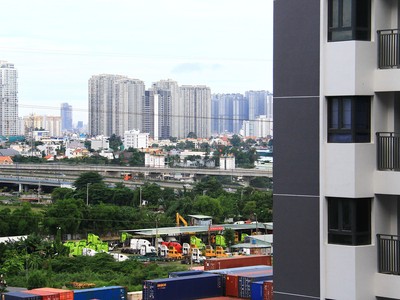 TP.HCM vẫn đói cung căn hộ mới. Ảnh: Bình Minh.