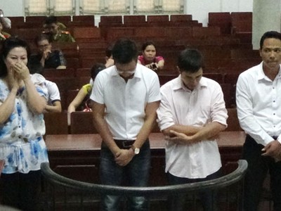 Các bị cáo tại tòa