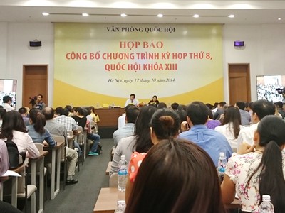 Kỳ họp Quốc hội lần thứ 8: Lấy phiếu tín nhiệm 50 chức danh