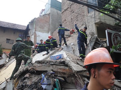 Nhà sập, người chết ai chịu trách nhiệm?