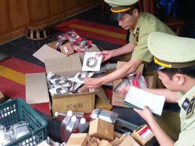 Truy tố các đối tượng làm giả 1.136 phụ tùng Honda, Yamaha