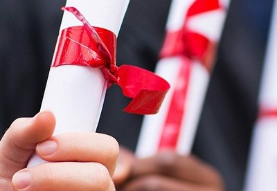 Vụ Tiến sỹ kiện Bộ trưởng: Hoãn tòa để triệu tập đại diện Bộ Giáo dục và Đào tạo