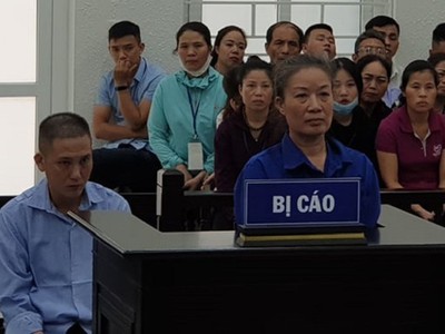 Hà Nội: Cán bộ ngân hàng giúp khách hàng lập hồ sơ khống chiếm đoạt tiền của ngân hàng