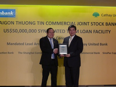 Sacombank vay 50 triệu USD từ Cathay United Bank 