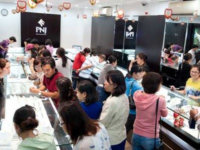 Tổng giám đốc PNJ nói gì về khoản đầu tư vào DongA Bank?