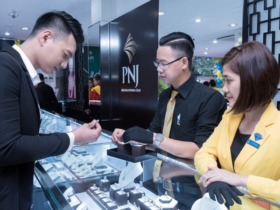 PNJ mở cửa trung tâm kim hoàn thứ 246 tại Nguyễn Trãi, TP. HCM