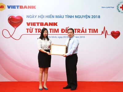 Cán bộ, nhân viên Vietbank hiến máu cứu người