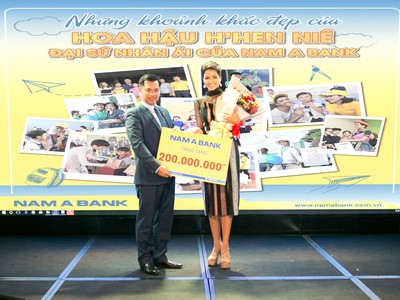 H’Hen Niê dành 200 triệu tiền thưởng Nam A Bank cho hoạt động cộng đồng