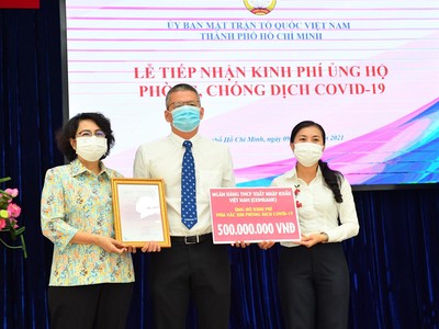Ngày 09/06/2021, đại diện Eximbank trao 500 triệu đồng trao cho Ủy ban Mặt trận Tổ quốc Việt Nam – TP.HCM
