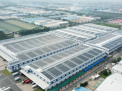 Dự án điện mặt trời mái nhà Duy Tân thuộc khu công nghiệp Tân Đô, tỉnh Long An có tổng công suất 9.932,4 kWp do TTC Energy làm chủ đầu tư