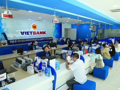 Vietbank (VBB): Chủ tịch và người nhà đăng ký giao dịch hơn 100 triệu quyền mua cổ phiếu 