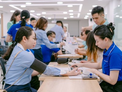 Tại chương trình lần này, CBNV Eximbank đã đóng góp 200 đơn vị máu phục vụ cấp cứu và dự phòng cho người bệnh