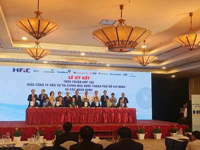 HFIC ký hợp tác với 9 ngân hàng huy động nguồn vốn lớn phát triển TP.HCM trong 2025