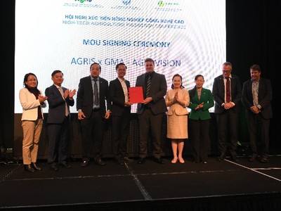 AgriS cùng GMA ký kết 2 MOU với các đối tác Australia - AgroVision AG và Main Engineering dưới sự chứng kiến của lãnh đạo tỉnh Tây Ninh và bang Queensland