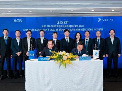 Lãnh đạo ACB và VNPT thực hiện nghi thức ký kết thỏa thuận hợp tác toàn diện giai đoạn 2026–2030.