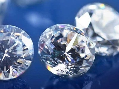 PNJ hẹn trả chậm trong 120 ngày đối với khách hàng bán kim cương