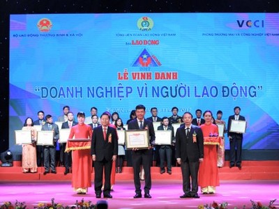DPM lần thứ 3 được vinh danh “Doanh nghiệp vì người lao động” 