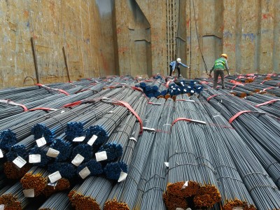 Sản lượng thép Hòa Phát tháng 7 tăng 35,6% so với tháng 6 