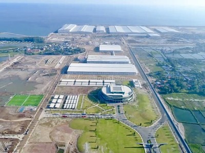 Coteccons sắp bàn giao toàn bộ 12 xưởng nhà máy Vinfast