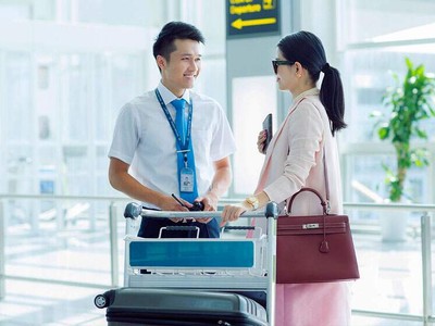 Từ 1/8, Vietnam Airlines sẽ tính hành lý theo số kiện và giảm 50% giá vận chuyển hành lý​