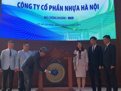 Nhựa Hà Nội (NHH) niêm yết ở HOSE để huy động vốn