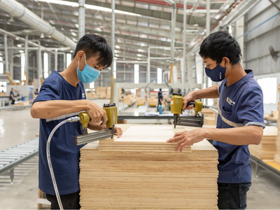 Sản xuất tại Công ty Tekcom