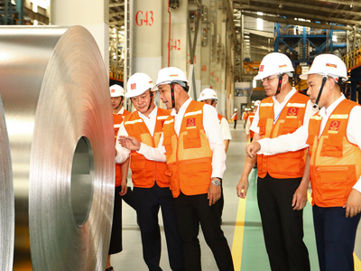 Hoa Sen ra mắt sản phẩm tôn siêu bền mạ hợp kim kẽm - nhôm - magie đầu tiên