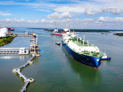 PV GAS, doanh nghiệp sản xuất hiếm hoi trong Top 12 doanh nghiệp có lợi nhuận cao nhất Việt Nam 6 tháng đầu năm 2025