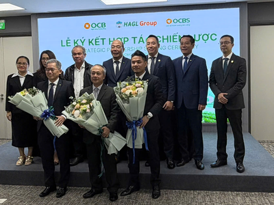 Đại diện 3 doanh nghiệp ký kết hợp tác chiến lược