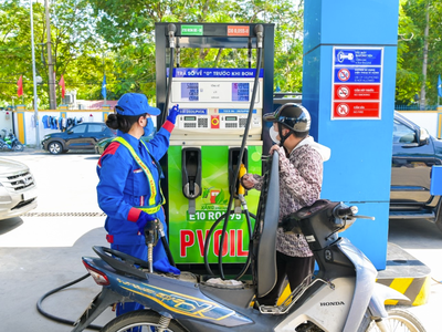 PVOIL (OIL) hợp tác xây dựng mạng lưới thu gom dầu ăn đã qua sử dụng phục vụ sản xuất SAF