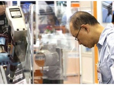 Hàng loạt doanh nghiệp Nhật Bản trong các lĩnh vực đầu tư khác nhau đã liên tiếp đến Đà Nẵng để khảo sát, tìm hiểu, thỏa thuận và ký kết đầu tư