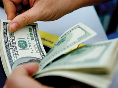 Tỷ giá trung tâm ngày 13/1 giảm 4 đồng/USD, tỷ giá ngân hàng giảm sâu