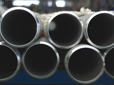 Giá trị nhập khẩu ống thép hàn cacbon từ Việt Nam vào Hoa Kỳ trong năm 2014 là 60,6 triệu USD - mức lớn nhất trong số các nước bị điều tra