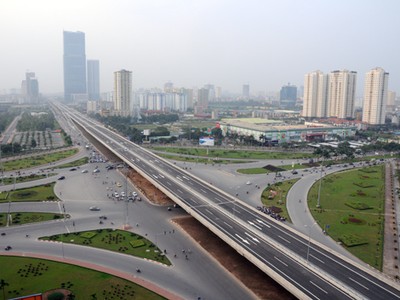 Dự án đầu tư xây dựng cầu cạn trên cao đoạn Mai Dịch - Nam Thăng Long được Bộ Giao thông vận tải phê duyệt vào 9/2014 dự kiến sẽ khởi công vào tháng 7/2016.