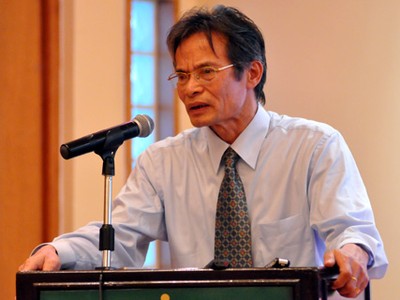 TS. Lê Xuân Nghĩa.