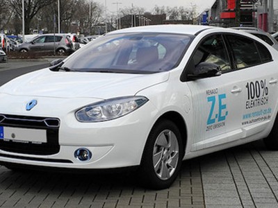Xe điện Renault Fluence Z.E. sẽ về Việt Nam trong tháng 6/2016