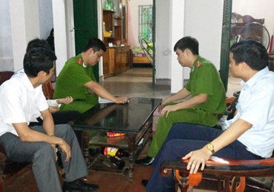 Cơ quan điều tra tiến hành xác minh làm rõ vụ 2 phóng viên VTV bị chém trong lúc ghi hình tác nghiệp (Ảnh: Dân Trí)