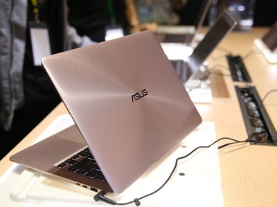 Laptop Asus ZenBook 3 có giá 45 triệu đồng tại Việt Nam