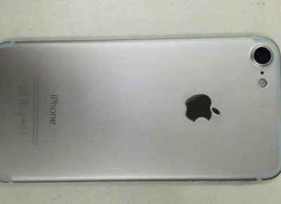 Mô hình iPhone 7 cho thấy Apple sẽ bỏ cổng 3,5 mm