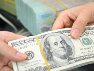 Sáng ngày 26/7, tỷ giá trung tâm và giá vàng cùng tăng nhẹ