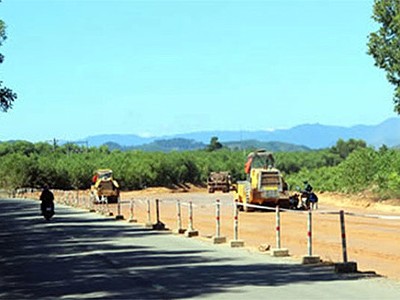 Đoạn tuyến cao tốc La Sơn-Túy Loan  đang thi công đạt khoảng 45% khối lượng. (Ảnh minh họa: KT)