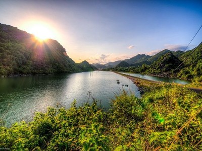 Đảo Cát Bà: Nơi rừng già và biển xanh gặp gỡ