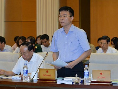 Theo Bộ trưởng Bộ Tư pháp Lê Thành Long, sau khi tiếp thu, chỉnh sửa dự thảo sửa đổi, bổ sung một số điều của Bộ luật Hình sự 2015 đã chính thức bỏ Điều 292. Ảnh: VPQH