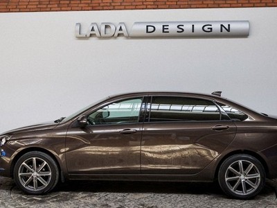 Ô tô Nga ngày càng đẹp hơn