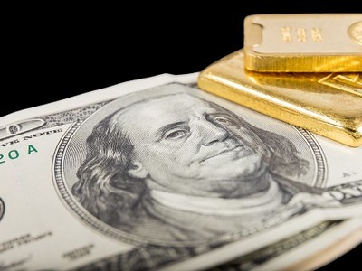 Sáng 23/11, giá vàng giảm nhẹ, tỷ giá USD vẫn tăng cao