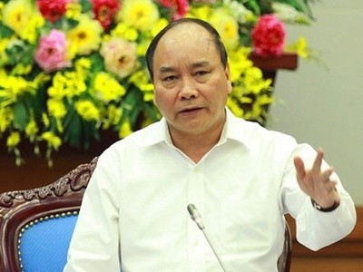 Đánh giá việc tung tin đồn thất thiệt đã làm xáo trộn sự ổn định của kinh tế vĩ mô, khiến người dân, doanh nghiệp không yên tâm làm ăn, Thủ tướng yêu cầu phải tìm ra thủ phạm.