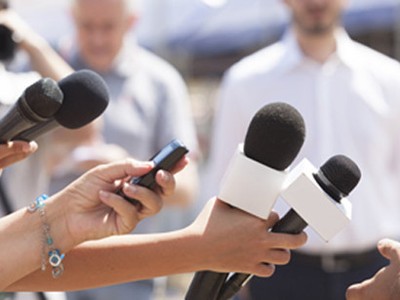 Nhà báo là nghề "thảm" nhất năm 2016