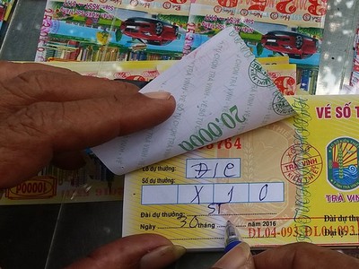 Bình Thuận cũng phát hành vé số tự chọn kiểu 'đánh đề'