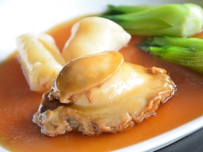 Bào ngư Úc 9 triệu đồng/kg: Nhà giàu Việt dưỡng sức chơi Tết